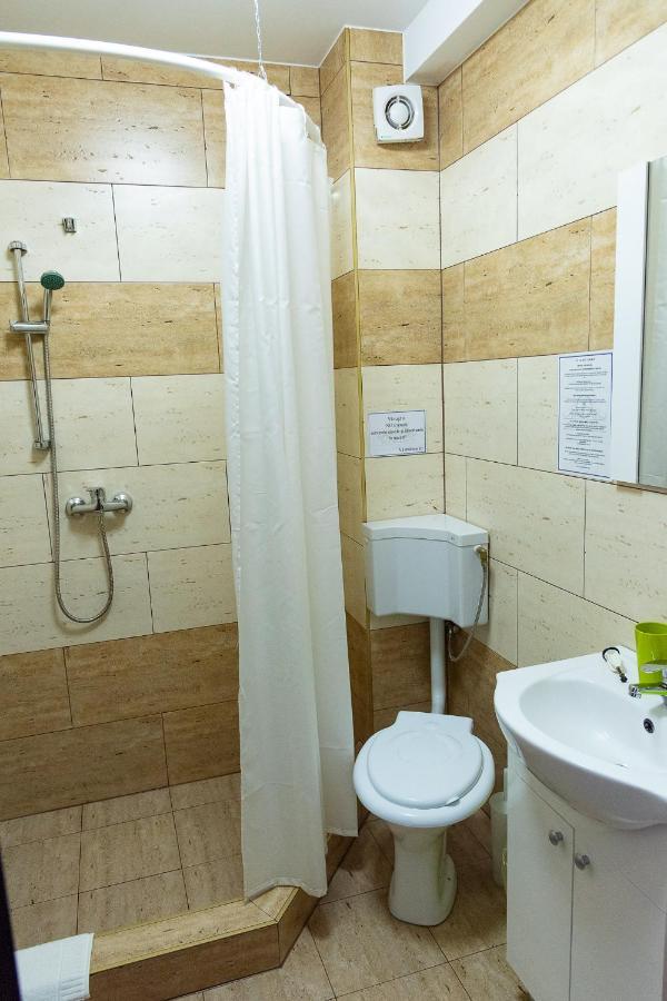 Vila William'S Braşov Buitenkant foto